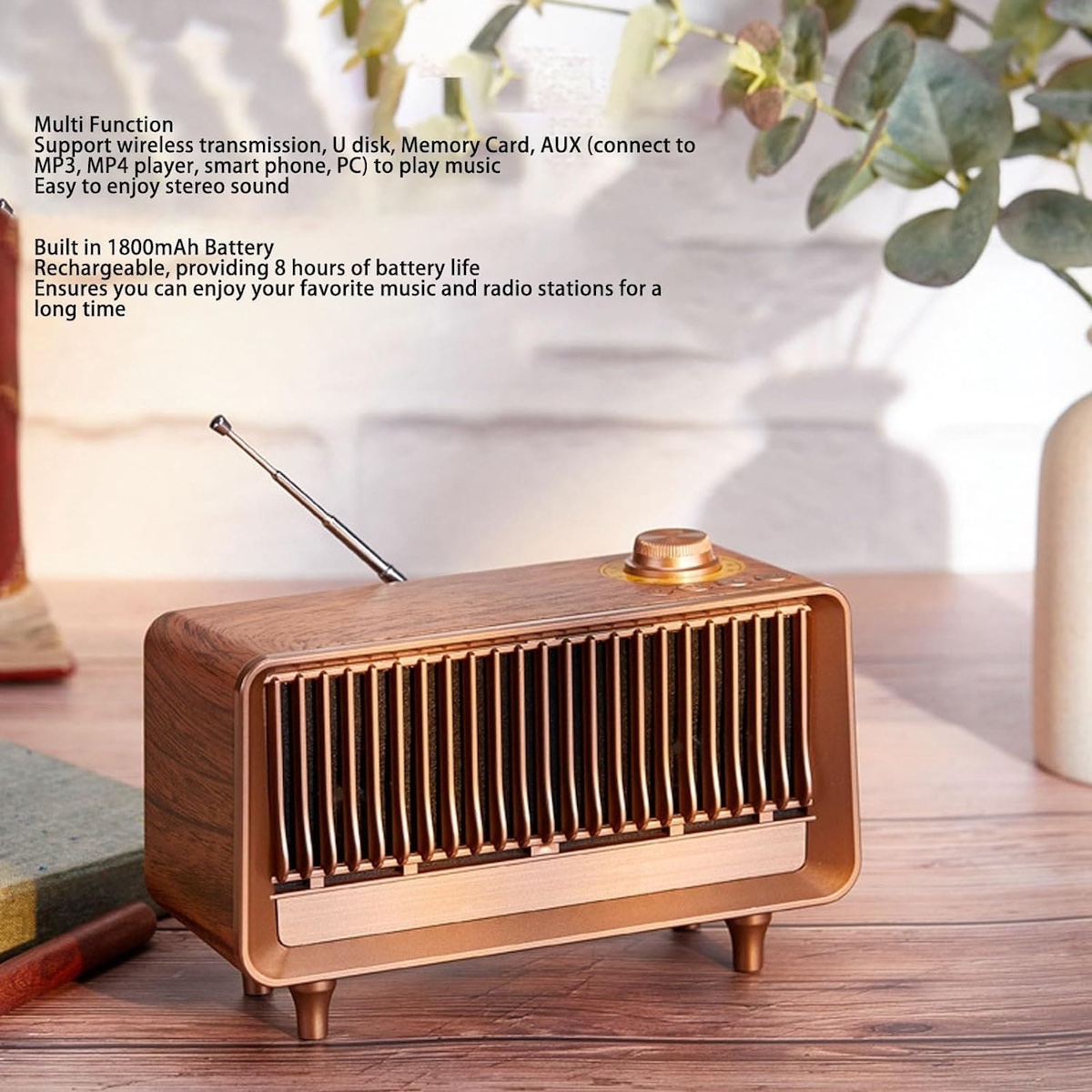 radio retro terbuat dari speaker kecil antik dari kayu